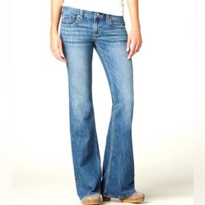 3/$20 American Eagle Boho Stretch Hipster Flare Jeans 2 Short